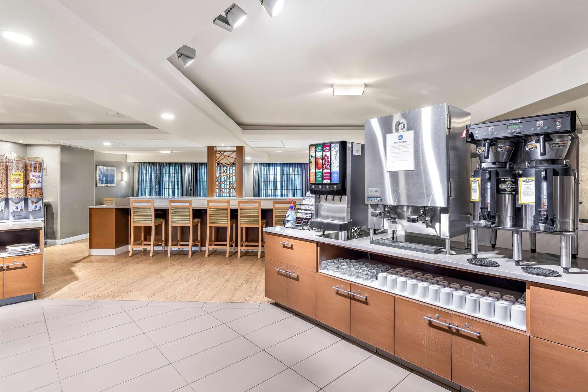 Best Western West Towne Suites Медісон Екстер'єр фото